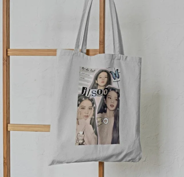 Bags With Limited-Time Deals BLACKPINK Jisoo Style Tote Bag Carry Elegance For Less – Best Bag Deals Here Bags With Limited-Time Deals BLACKPINK Jisoo Style Tote Bag Carry Elegance For Less – Best Bag Deals Here