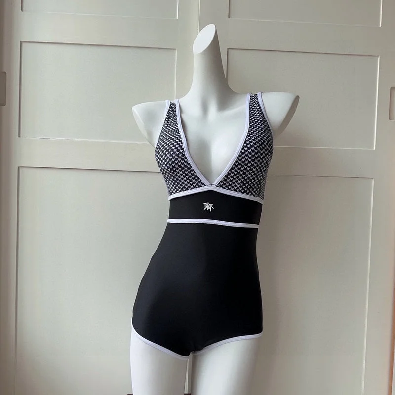 Bags With Tsa-Approved Features SACC - Swimsuits - 087 Designer Bags At Exclusive Clearance Prices