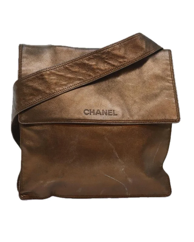 Unleash Your Trend Driven Style Leather Shoulder Bag with Gold Tone CC Detailing Must-Have Bags, Big Discounts Unleash Your Trend Driven Style Leather Shoulder Bag with Gold Tone CC Detailing Must-Have Bags, Big Discounts