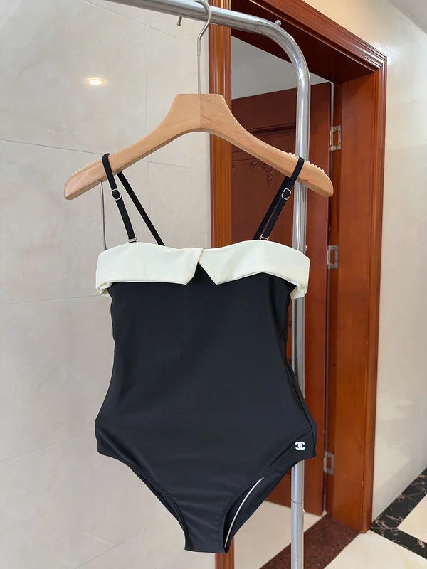 Contemporary Casual Deals SACC - Swimsuits - 061 Trendy Bags, Huge Savings