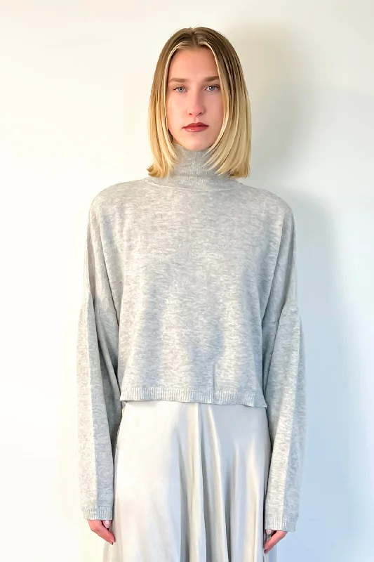 Stylish Deals Swing Turtleneck - Silver