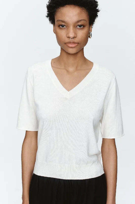 Trend Alert Marle Kendall Top - Ivory