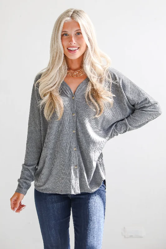 Limited-Time Offer FINAL SALE - Cozy Classic Ribbed Knit Button Front Top