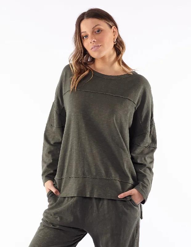 Boutique Styles Foxwood Jayne Throw On Top Khaki