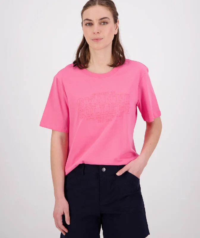 Relaxed Style Deals Swanndri Scholar Embroided T Shirt Raspberry