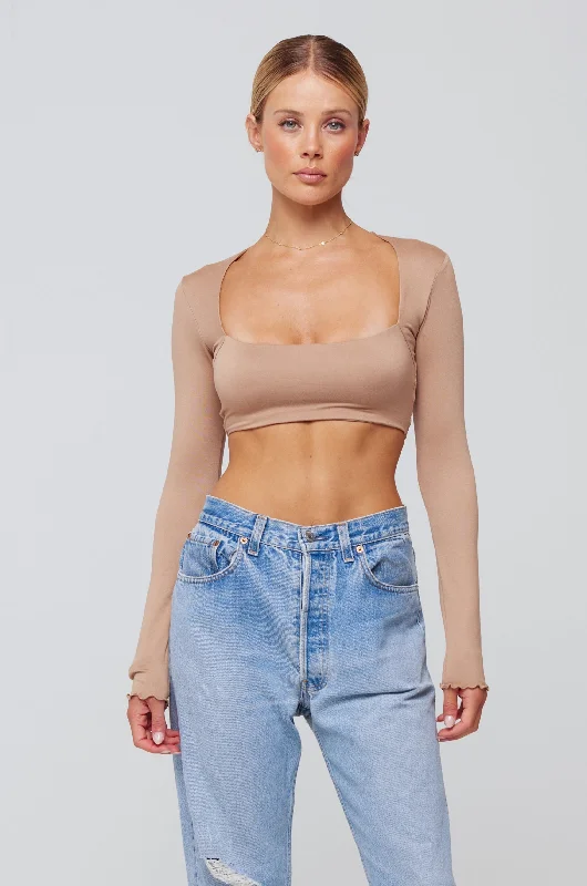 Romantic Chic Deals Emily Top in Nude