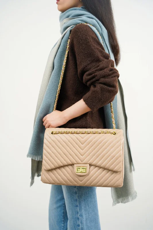 LARGE HOLIDAY HANDBAG Fashion Bags, Limited Offer