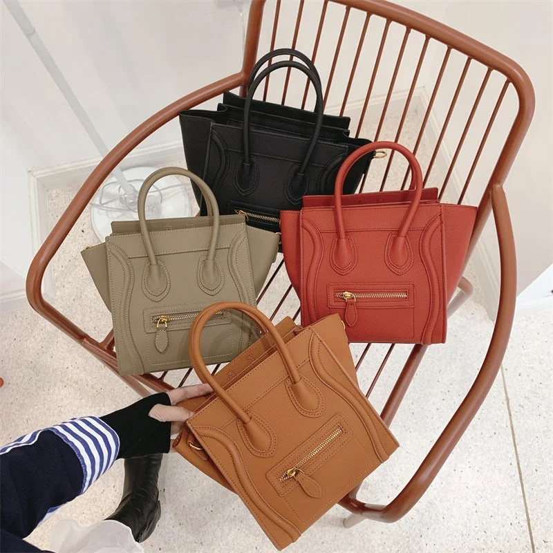 New Lychee Pattern Smiley Face Bag Custom Logo Wing Handbags for Women Luxury Ladies One Shoulder Diagonal Bag Affordable Elegance, Grab Yours New Lychee Pattern Smiley Face Bag Custom Logo Wing Handbags for Women Luxury Ladies One Shoulder Diagonal Bag Affordable Elegance, Grab Yours
