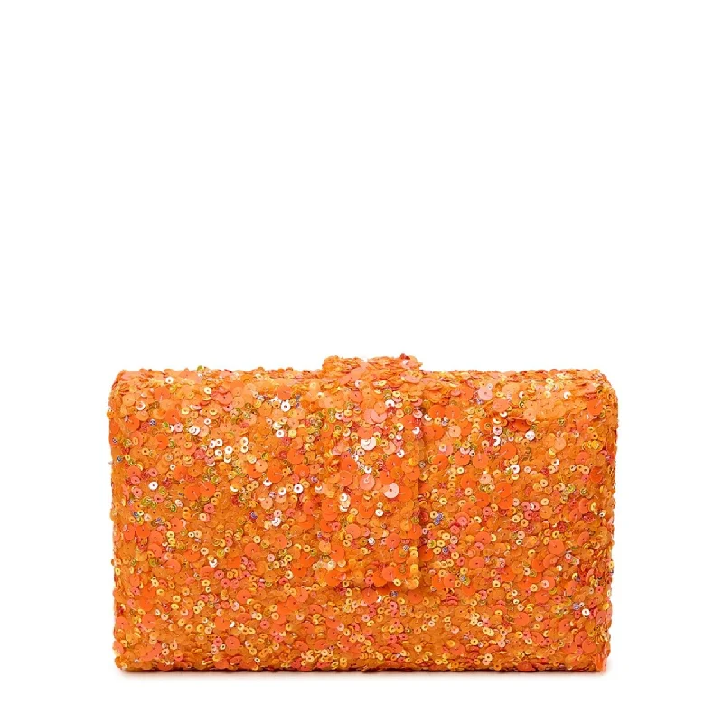 Ladoo Kitsch Clutch Must-Have Bags At Irresistible Discounts