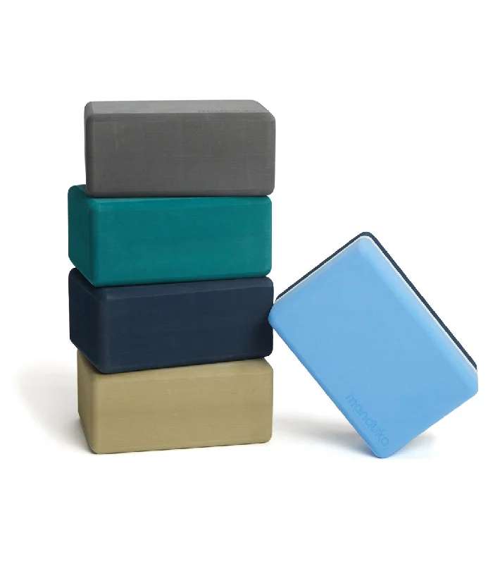 Manduka Recycled Foam Yoga Block Lantana