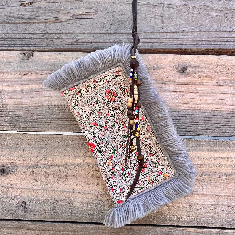 Panada Fringe Grey Limited-Stock Handbag Sale For A Stylish Look