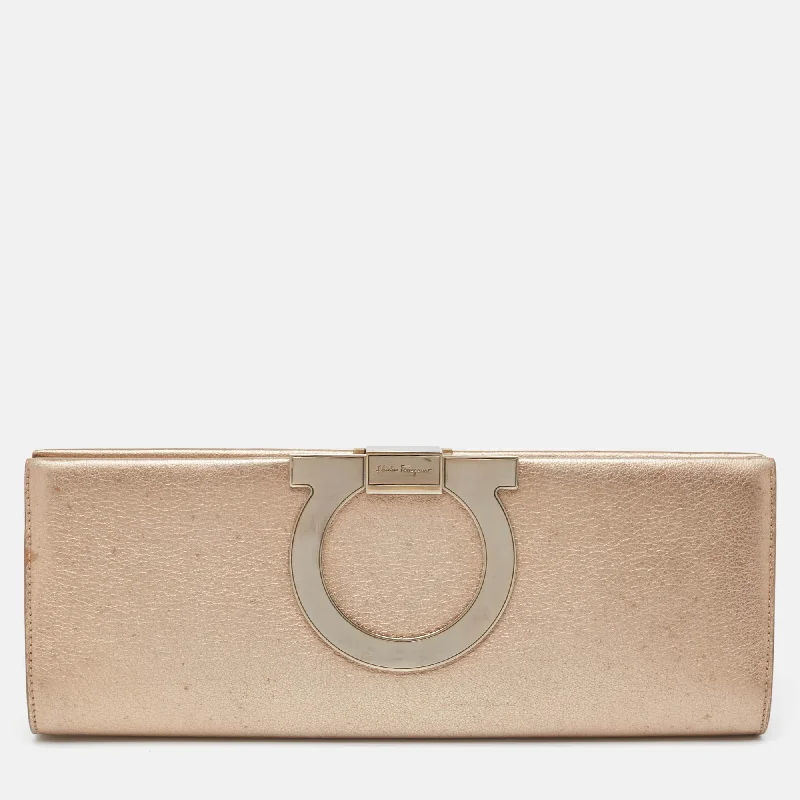 Salvatore Ferragamo Metallic Leather Musa Gancini Clutch Elegant Bags, Limited Stock Available Salvatore Ferragamo Metallic Leather Musa Gancini Clutch Elegant Bags, Limited Stock Available