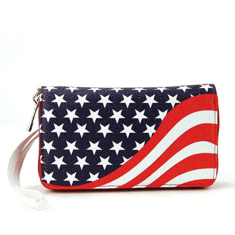 Americana Wallet in Vinyl Your Perfect Bag At The Perfect Price