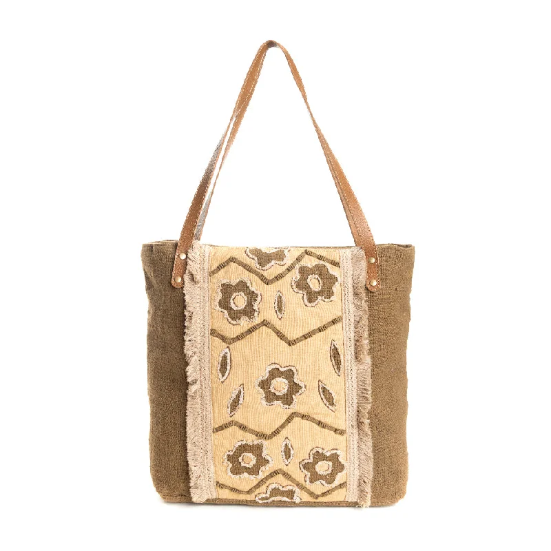 Prairie Spree Messenger Bag Classic Totes At Unbeatable Deals