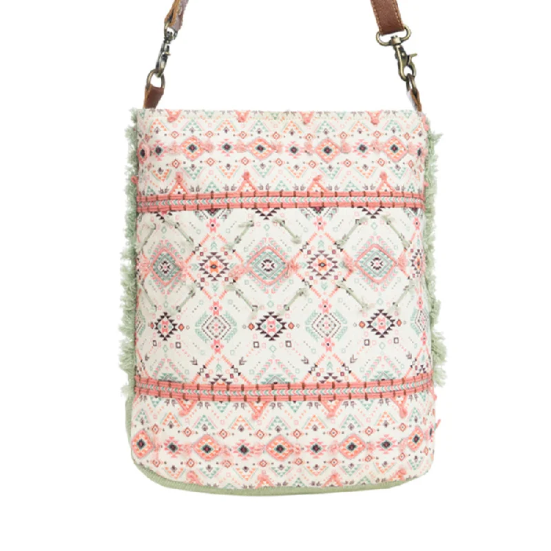 Tres de Quatro Messenger Bag Elegant Bags With Limited Stock Available