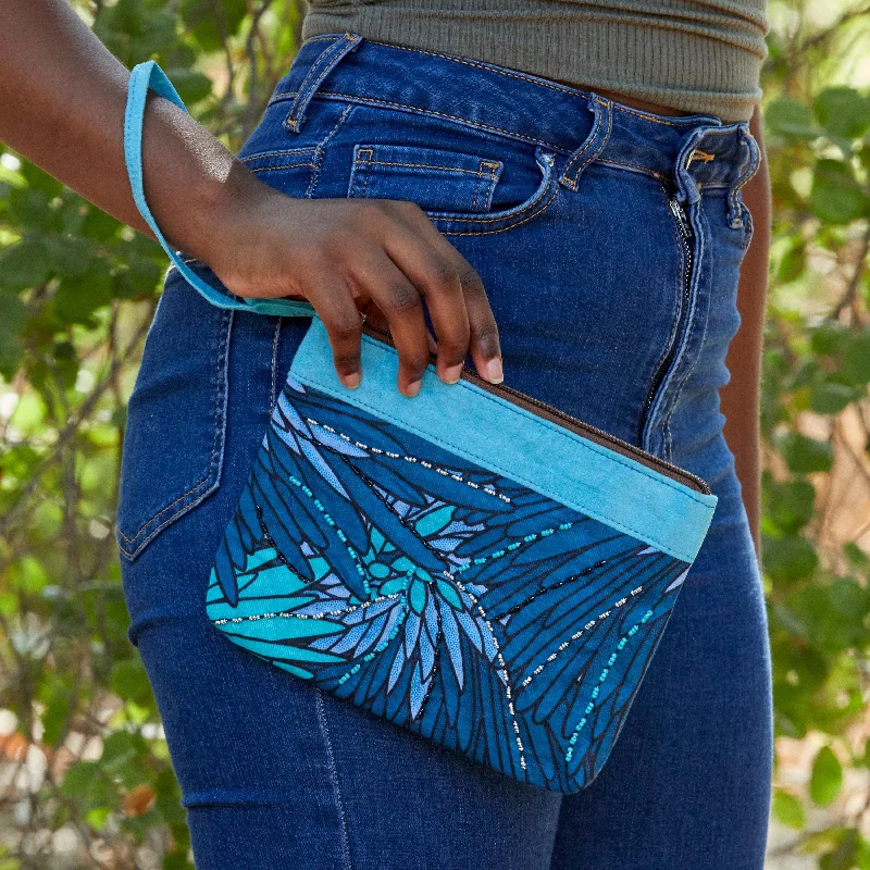 Wristlet Purse- "Chrysanthemum" Don't Miss Out – Shop Fashionable Bags At Special Rates Wristlet Purse- "Chrysanthemum" Don't Miss Out – Shop Fashionable Bags At Special Rates