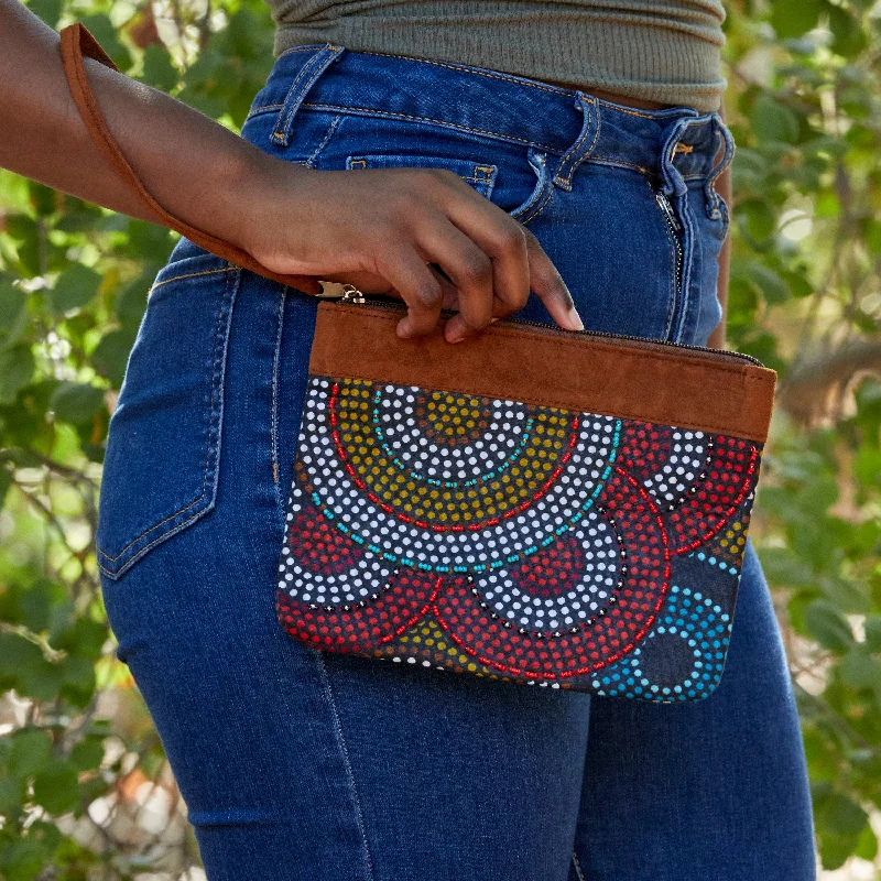 Wristlet Purse- "Elements" Luxury Meets Affordability – Shop Stunning Bags Now