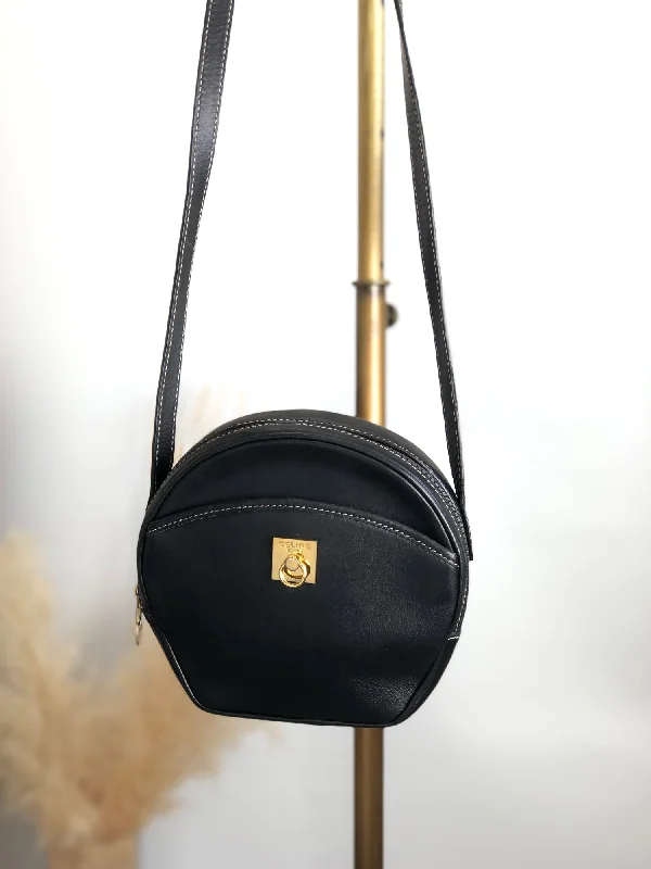 CELINE Gancini Round Shoulder bag Black Vintage 8b4h8c Trendy & Timeless Bags, Now On Sale CELINE Gancini Round Shoulder bag Black Vintage 8b4h8c Trendy & Timeless Bags, Now On Sale