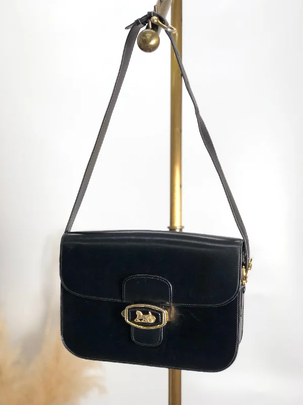 CELINE Horse Carriage Shoulder bag Black Vintage pupm4e Iconic Fashion Bags At Unbeatable Savings CELINE Horse Carriage Shoulder bag Black Vintage pupm4e Iconic Fashion Bags At Unbeatable Savings