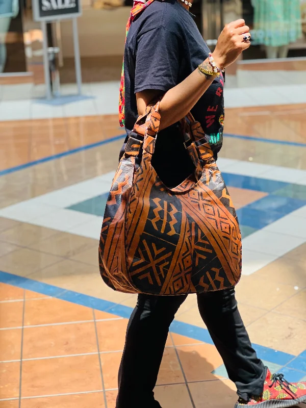 Genuine Leather Handmade Shoulder Bag with Authentic Mudcloth Design Fashionable Handbags At Must-Have Prices Genuine Leather Handmade Shoulder Bag with Authentic Mudcloth Design Fashionable Handbags At Must-Have Prices
