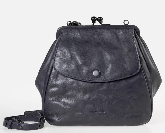 Catch Every Fashion Trend Aunts & Uncles Grandma's Luxury Club Mrs. Cake Pop Handbag Trendy Bags, Huge Savings Catch Every Fashion Trend Aunts & Uncles Grandma's Luxury Club Mrs. Cake Pop Handbag Trendy Bags, Huge Savings