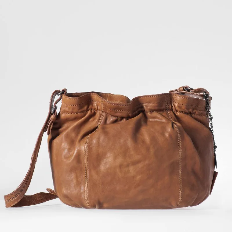 Flash Sale Aunts & Uncles Hannah Crossbody Tote Grab Stylish Bags Before They Sell Out Flash Sale Aunts & Uncles Hannah Crossbody Tote Grab Stylish Bags Before They Sell Out