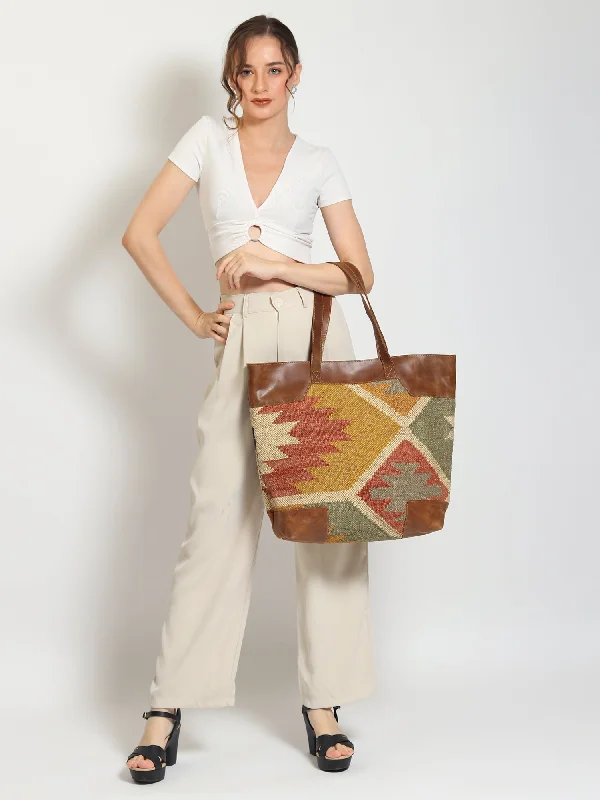Trendy Street Style NAHUA - LEATHER AND KILIM BAG Best Deals On Premium Handbags