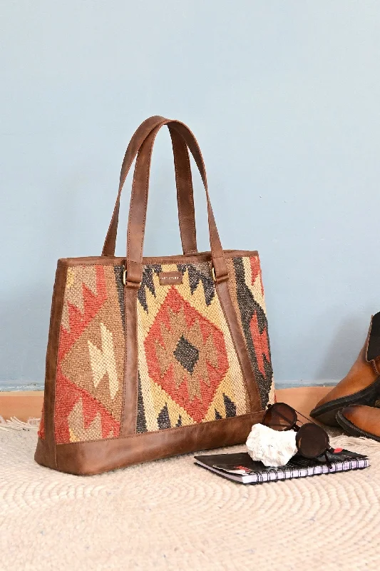 Daily Deals NYMPH - LEATHER AND KILIM BAG Timeless Handbags, Flash Sale