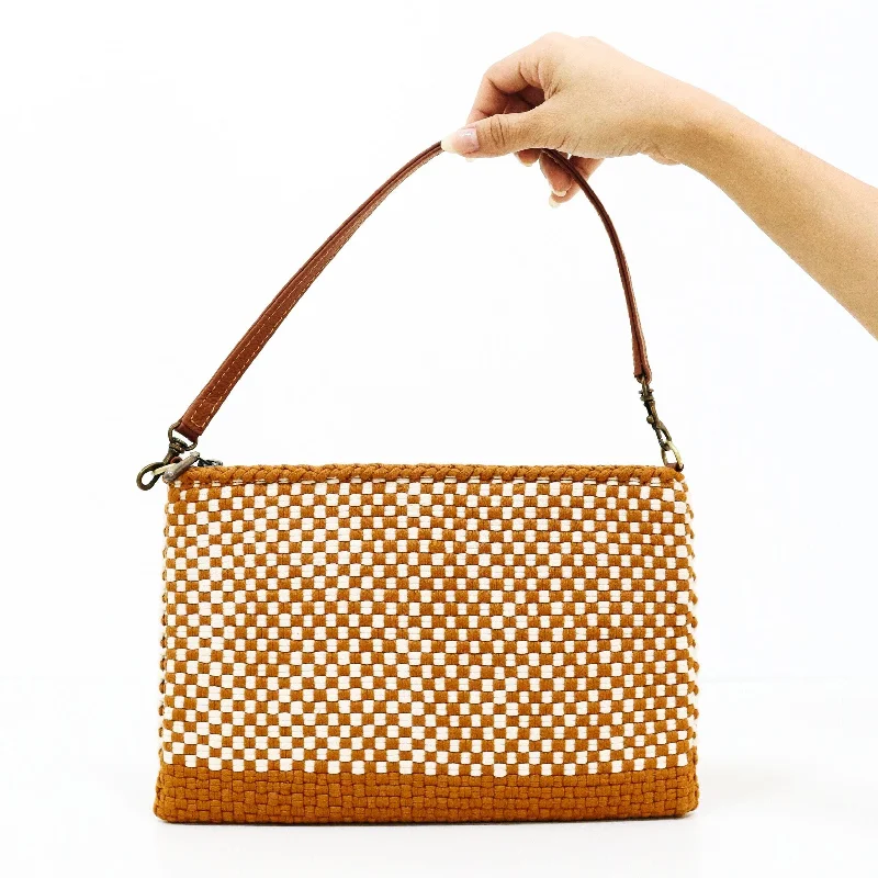 Hot Sale [Ready Today] Sobre Convertible Clutch Tan Premium Bags, Special Prices