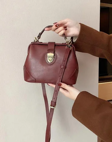 Customizable Bags For Personalized Style Womens Red Leather Doctor Handbag Purse Vintage Handmade Doctor Shoulder Bag for Women Designer Bags At Low Prices Customizable Bags For Personalized Style Womens Red Leather Doctor Handbag Purse Vintage Handmade Doctor Shoulder Bag for Women Designer Bags At Low Prices