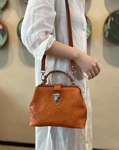 New In This Season Womens Tan Leather Doctor Handbag Purse Vintage Handmade Doctor Shoulder Bag for Women Designer-Inspired Bags At Reduced Prices New In This Season Womens Tan Leather Doctor Handbag Purse Vintage Handmade Doctor Shoulder Bag for Women Designer-Inspired Bags At Reduced Prices